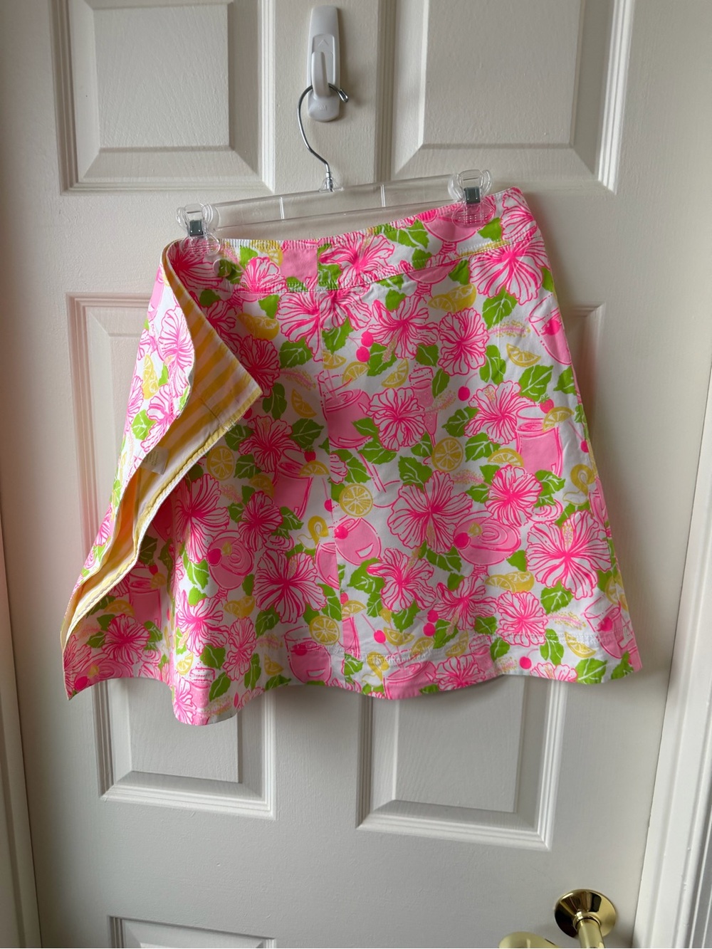 Lilly Pulitzer pink floral Yellow and White Striped sz 10 wrap button skirt